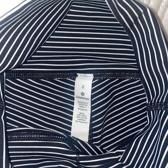 Lululemon 🍋 wunder under 25 - Picture 4 of 8